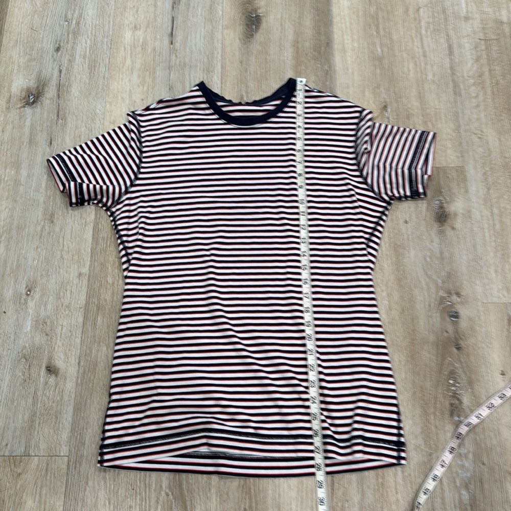 Lululemon Five Year Basic Tee Crew Neck Red White… - image 6